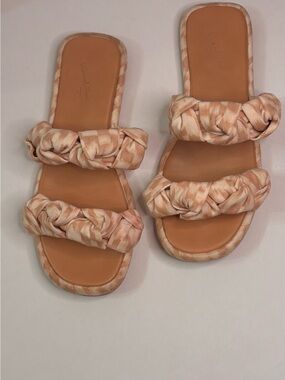 Universal Thread Goods Co. Woven Double-Strap Slide Sandals - Peach